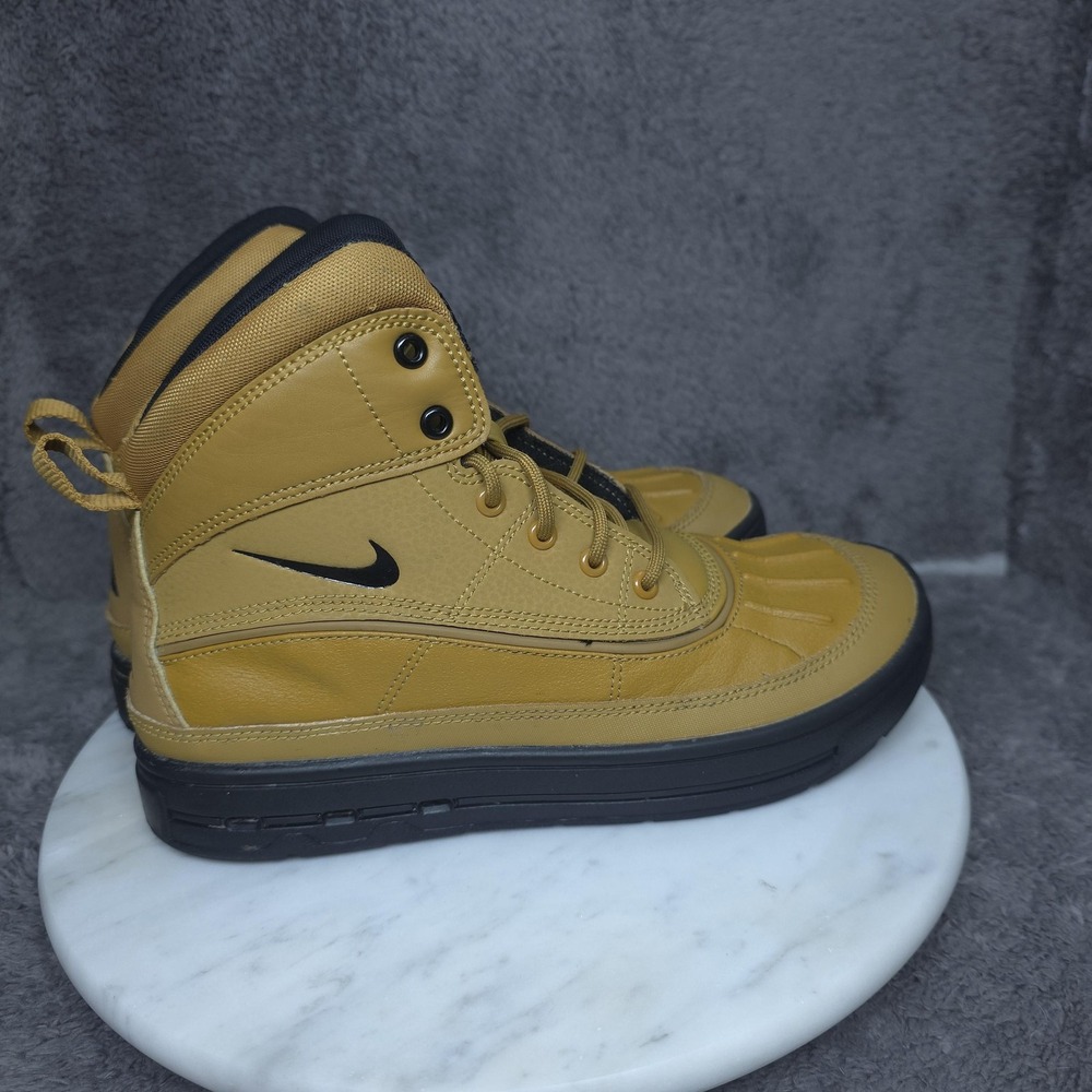 Nike ACG Snow Boots Youth Size 5Y Brown High Top Winter Hiking 524871-703